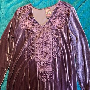 NWT Johnny Was Plum Velvet Embroidered Tunic Large